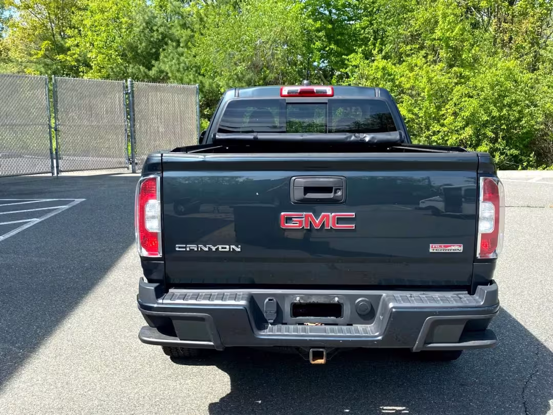 2017 GMC Canyon - 1GTH6CEN8H1278643 - Image #10